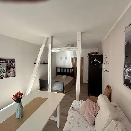 Ferienwohnung Am Doberanerplatz Apartment Rostock